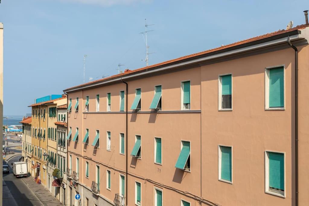 Casa Etruschi - Appartamento Con Posto Auto Livourne Extérieur photo