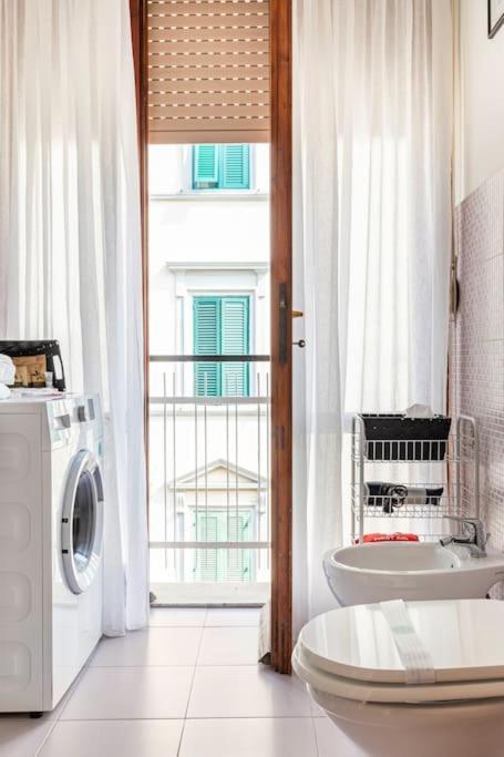 Casa Etruschi - Appartamento Con Posto Auto Livourne Extérieur photo